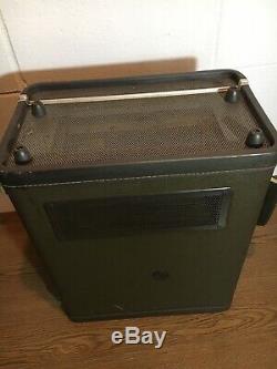 Vintage 60s Ampex Stereo 2010 Tube Suitcase Amplifier Speaker